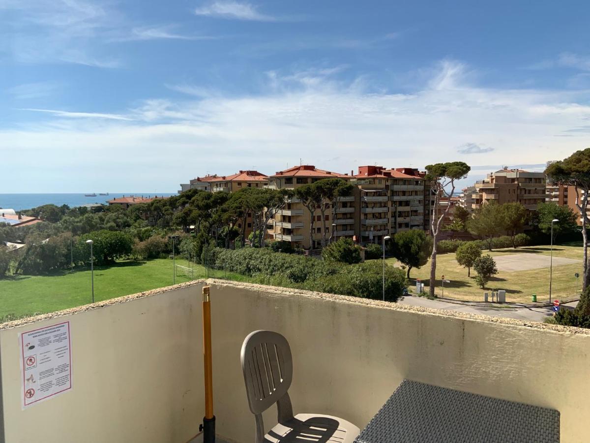 Suites Marilia Apartments Pool Side - Suite Livorno Holiday Home Group 外观 照片
