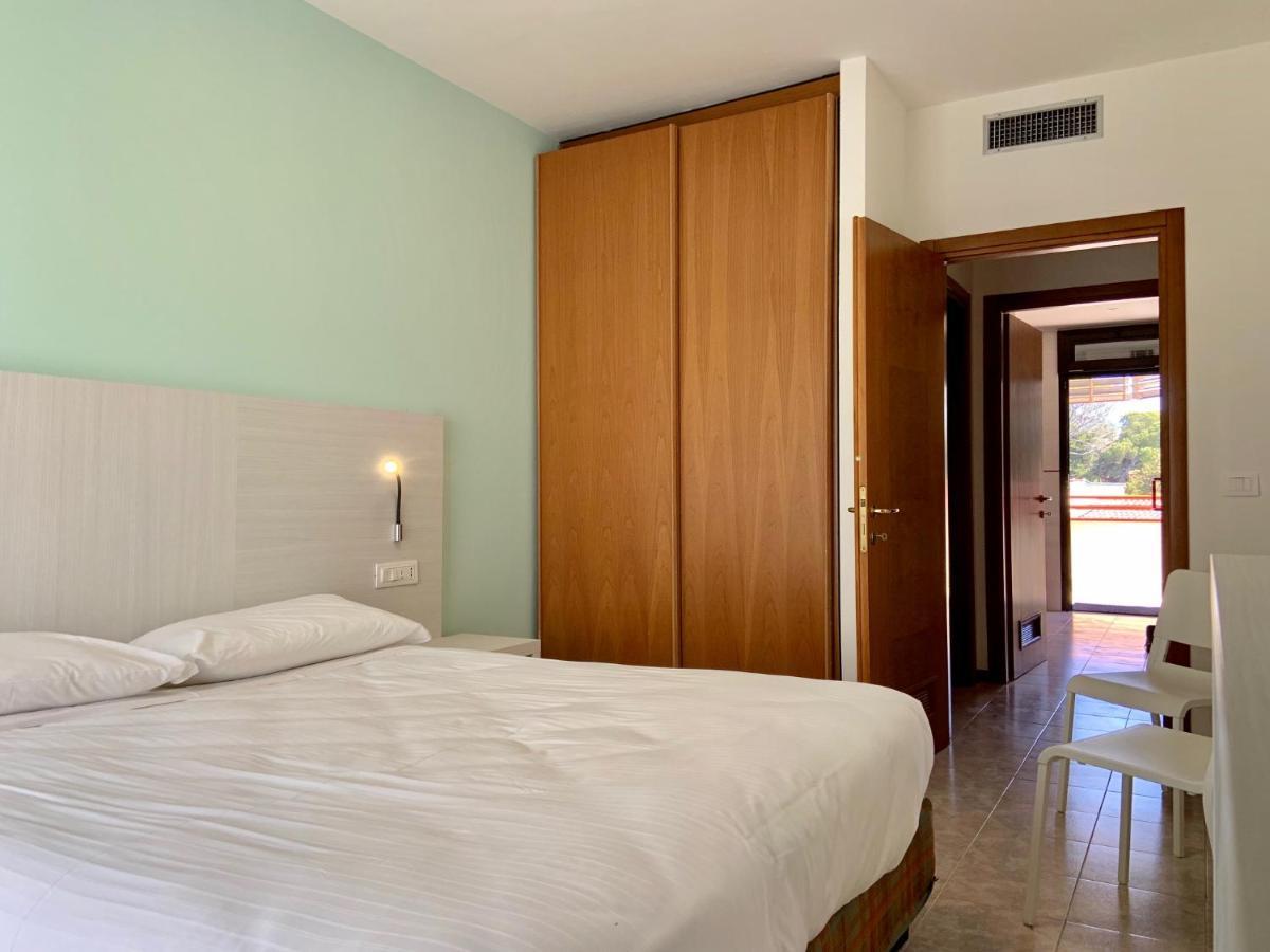 Suites Marilia Apartments Pool Side - Suite Livorno Holiday Home Group 外观 照片