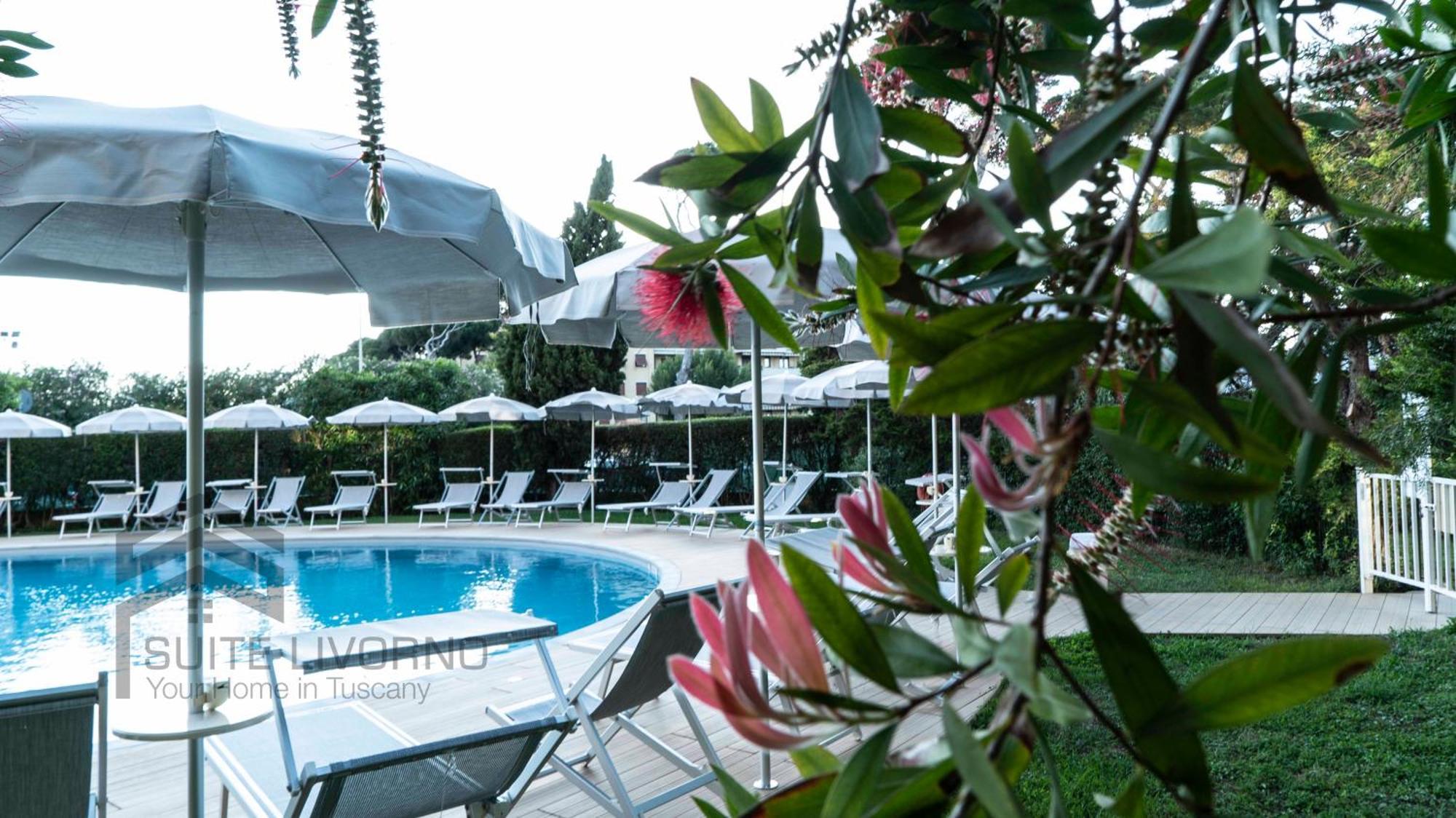Suites Marilia Apartments Pool Side - Suite Livorno Holiday Home Group 外观 照片