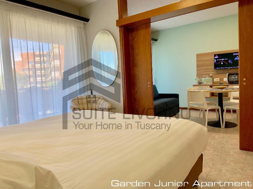 Suites Marilia Apartments Pool Side - Suite Livorno Holiday Home Group 外观 照片