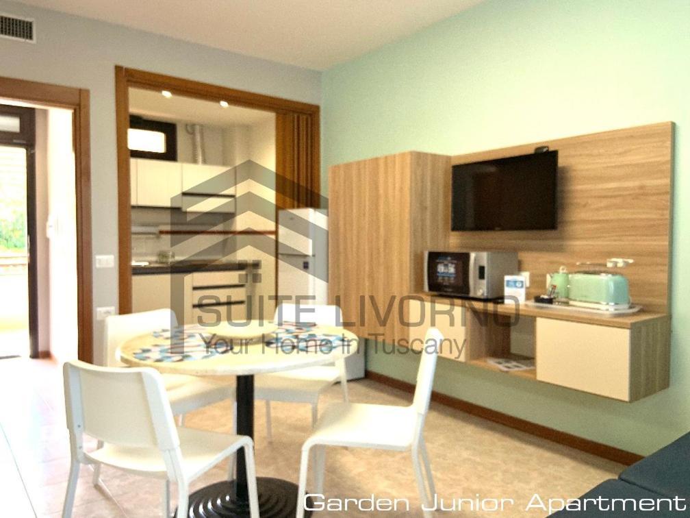 Suites Marilia Apartments Pool Side - Suite Livorno Holiday Home Group 外观 照片