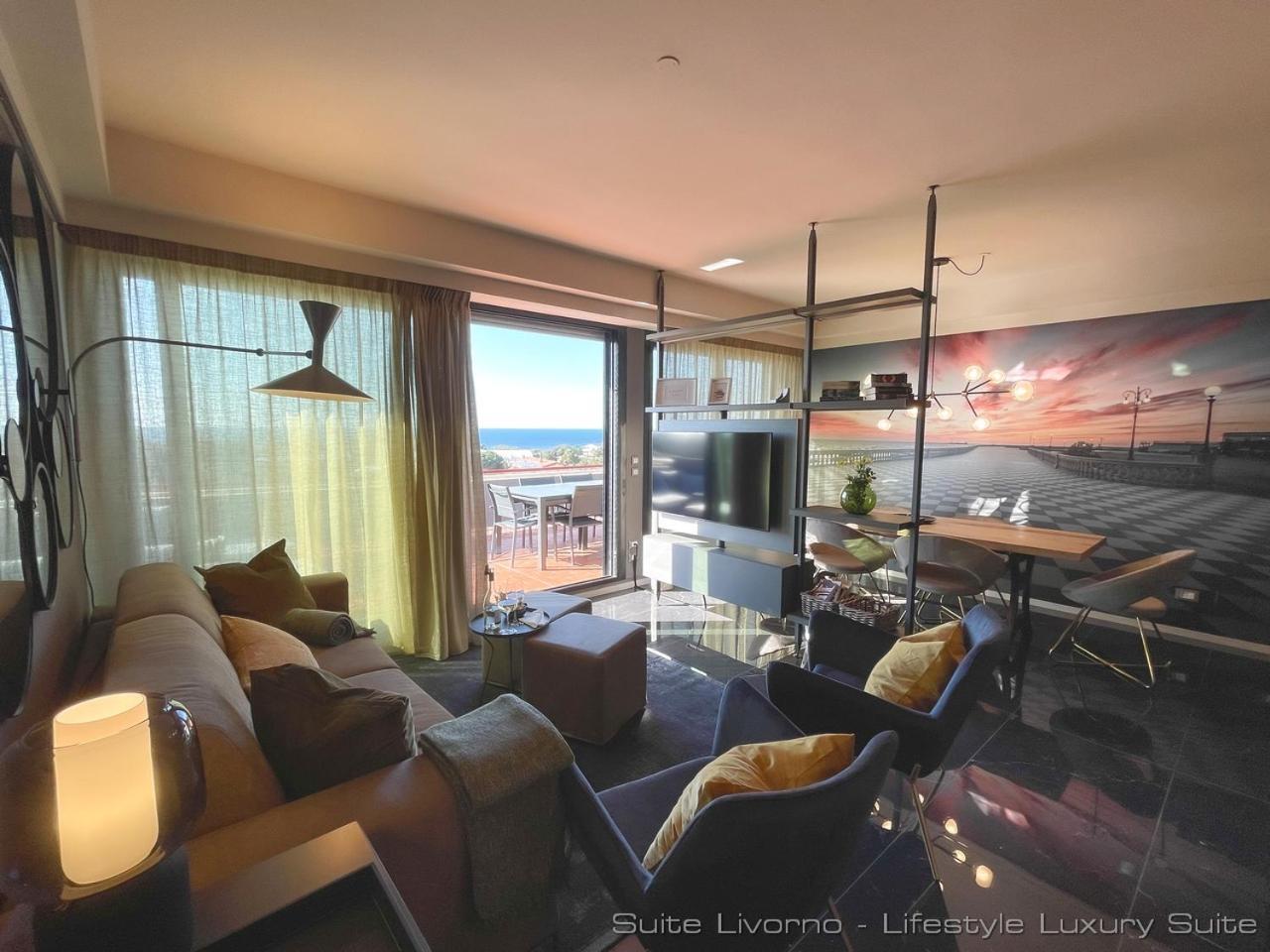 Suites Marilia Apartments Pool Side - Suite Livorno Holiday Home Group 外观 照片