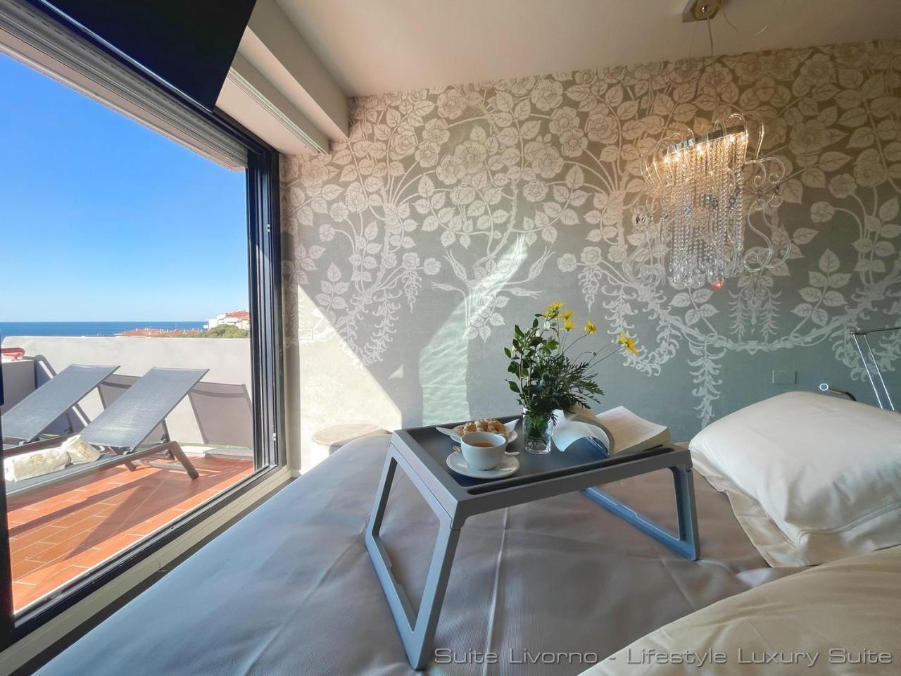 Suites Marilia Apartments Pool Side - Suite Livorno Holiday Home Group 外观 照片